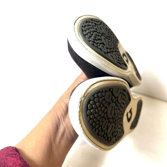 OluKai Women's Size 8 Slip On Comfort Casual Shoe Flat Brown Black Fabric Loafer - Picture 7 of 11